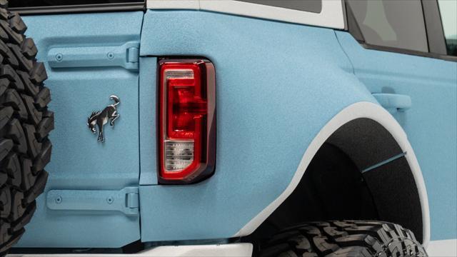 Photo of 2025 Velocity Blue Metallic Ford Bronco