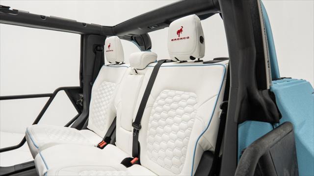Photo of 2025 Velocity Blue Metallic Ford Bronco