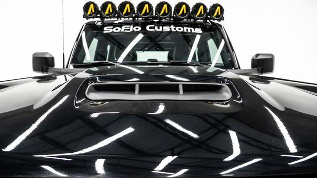 Photo of 2025 Shadow Black Ford Bronco