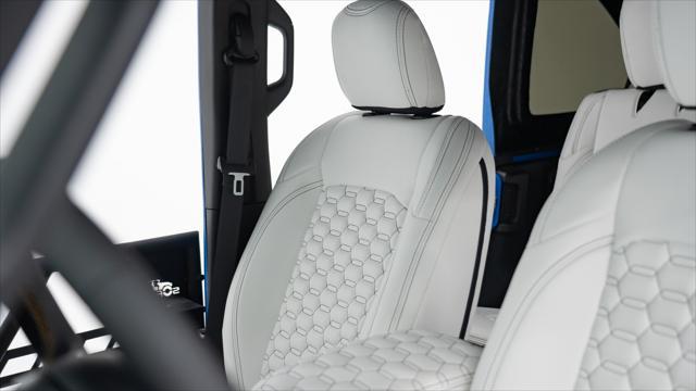 Photo of 2024 Black Jeep Wrangler