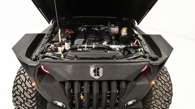 Photo of 2025 Bright White Clearcoat Jeep Gladiator