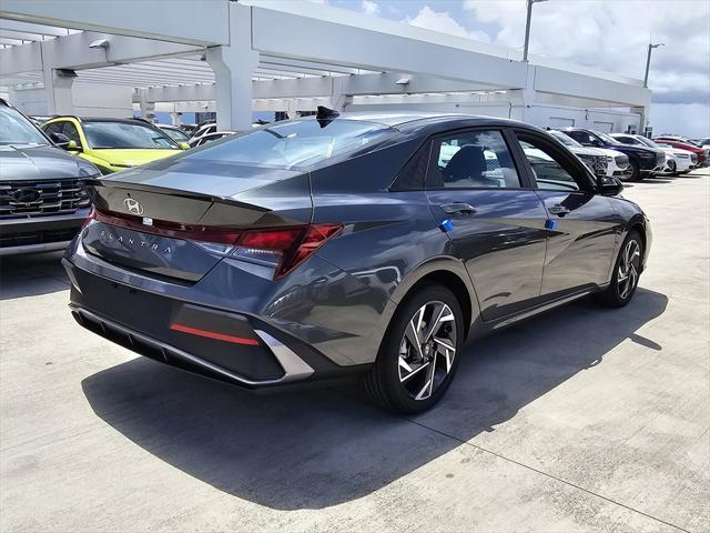 Photo of 2025 Amazon Gray Hyundai ELANTRA