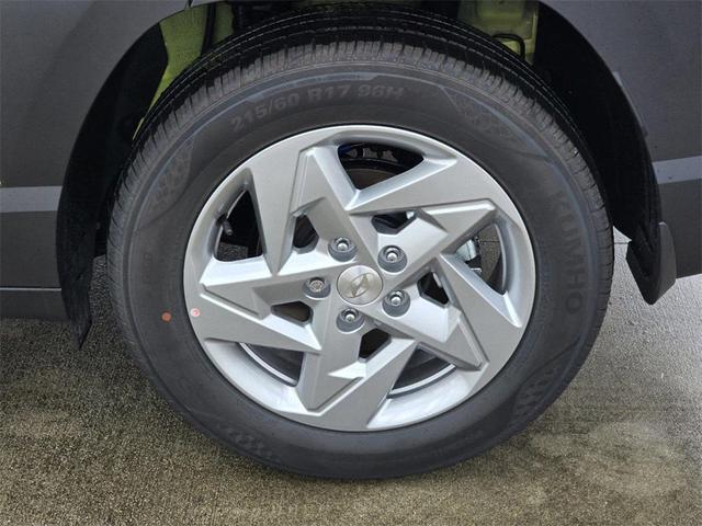 Photo of 2025 Abyss Black Pearl Hyundai KONA