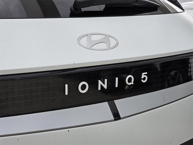 Photo of 2025 Atlas White Hyundai IONIQ 5