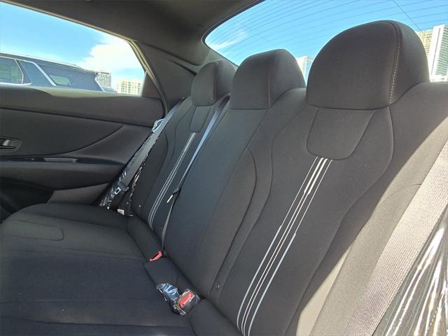 Photo of 2025 Serenity White Hyundai ELANTRA