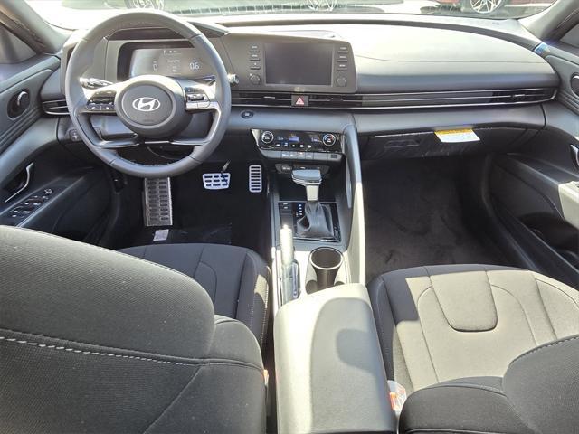 Photo of 2025 Serenity White Hyundai ELANTRA