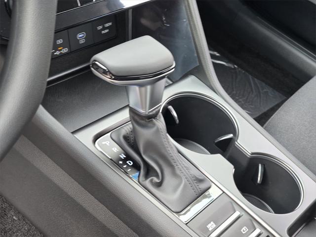 Photo of 2025 Serenity White Hyundai SONATA