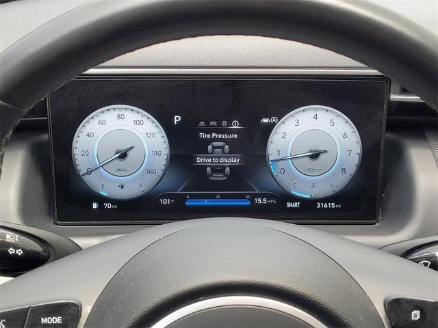 Photo of 2023 Shimmering Silver Hyundai TUCSON
