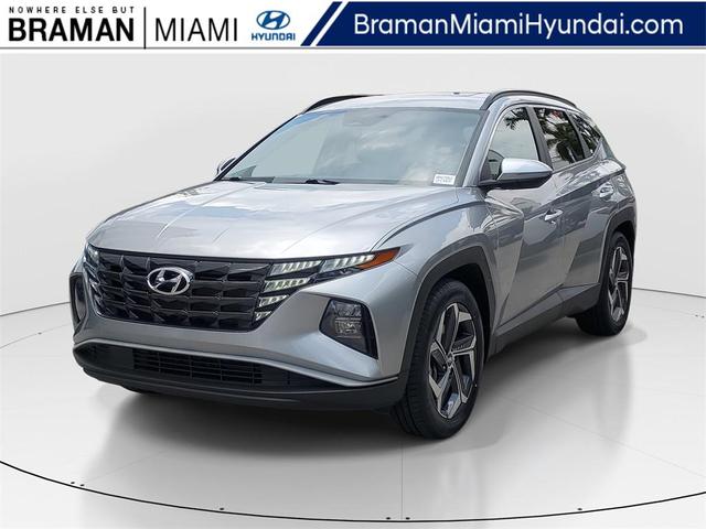 Photo of 2023 Shimmering Silver Hyundai TUCSON