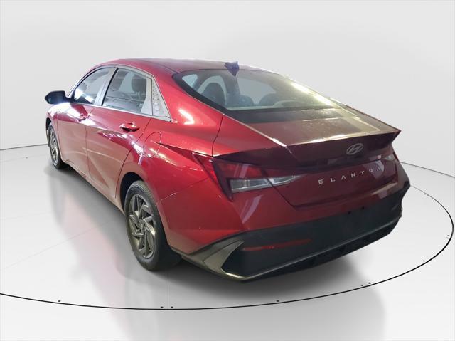 Photo of 2024 Ultimate Red Hyundai ELANTRA