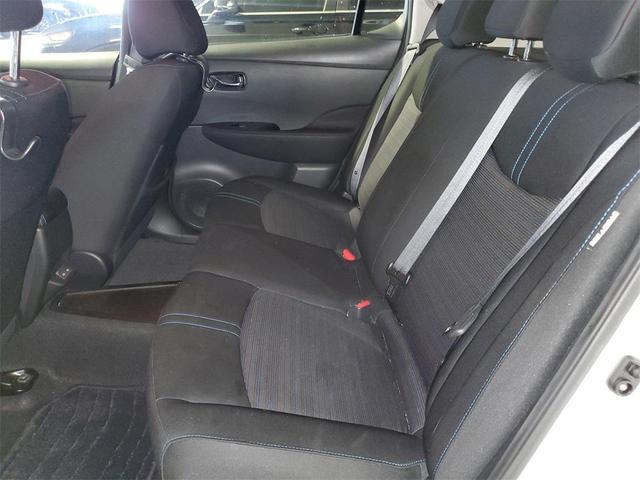 Photo of 2021 Brilliant Silver Metallic Nissan Leaf