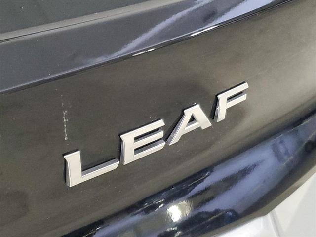 Photo of 2021 Brilliant Silver Metallic Nissan Leaf