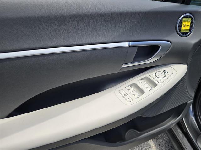 Photo of 2025 Portofino Gray Hyundai SONATA