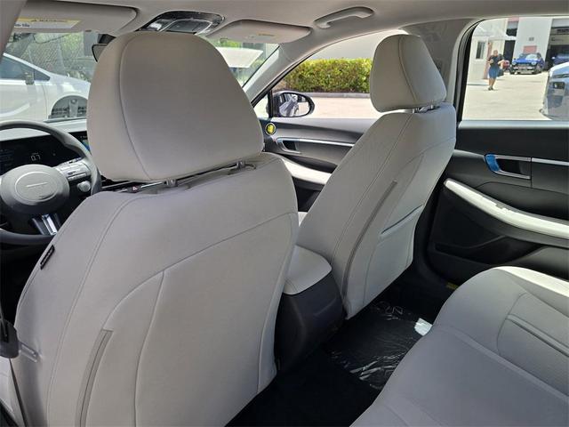 Photo of 2025 Portofino Gray Hyundai SONATA