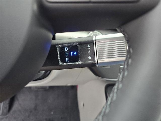 Photo of 2025 Neoteric Yellow Hyundai KONA