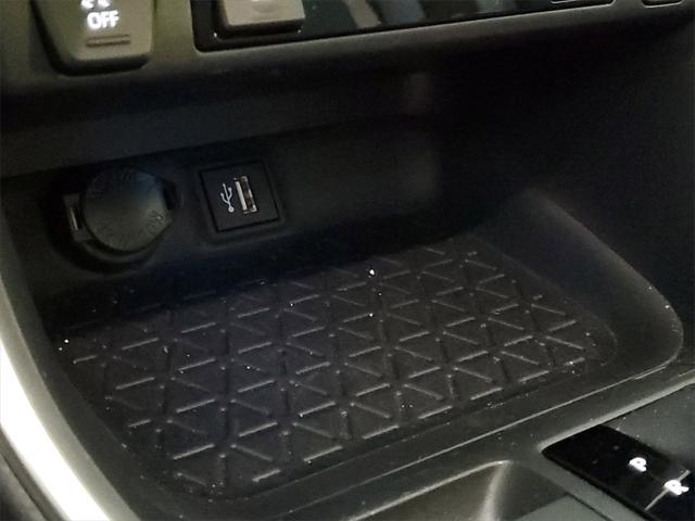Photo of 2024 Green Toyota RAV4 Hybrid