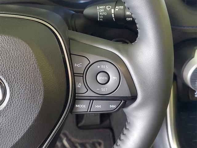 Photo of 2024 Green Toyota RAV4 Hybrid