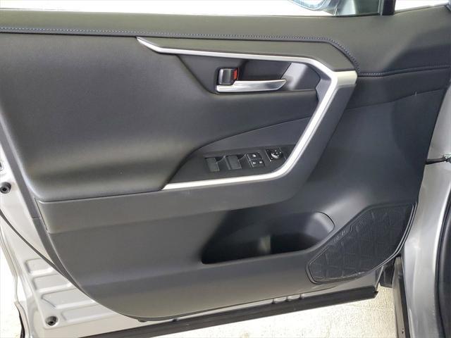 Photo of 2024 Green Toyota RAV4 Hybrid