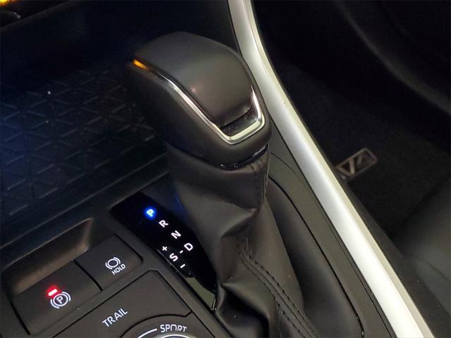 Photo of 2024 Green Toyota RAV4 Hybrid