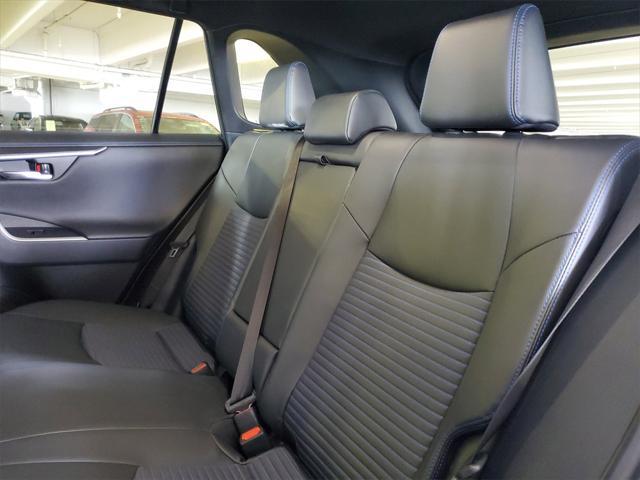 Photo of 2024 Green Toyota RAV4 Hybrid