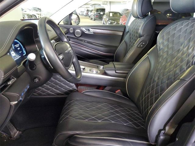 Photo of 2023 Himalayan Gray Genesis GV80