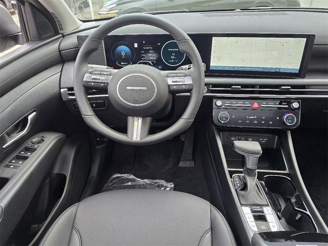 Photo of 2025 Serenity White Pearl Hyundai TUCSON