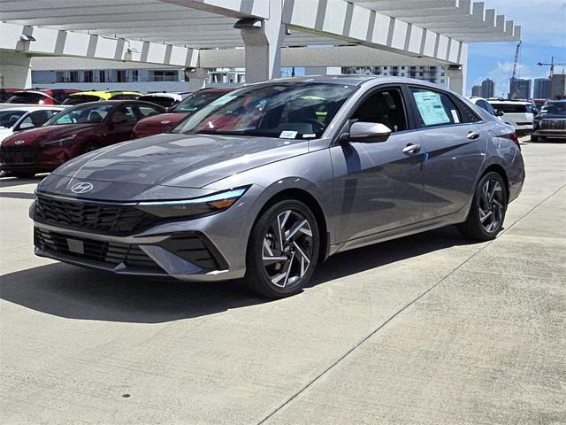 Photo of 2025 Fluid Metal Hyundai ELANTRA