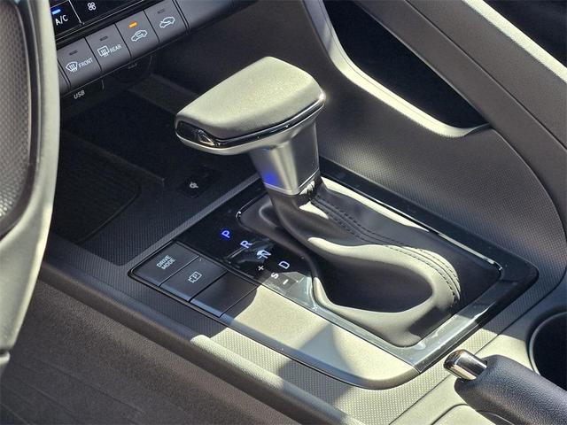 Photo of 2025 Fluid Metal Hyundai ELANTRA