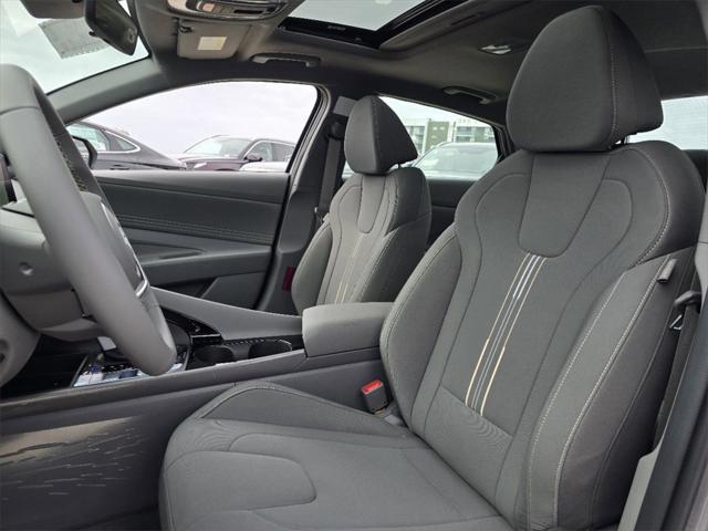 Photo of 2025 Ultimate Red Hyundai ELANTRA