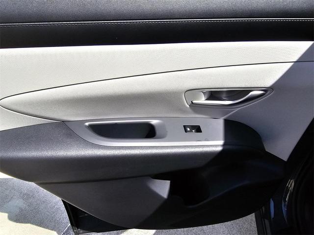 Photo of 2025 Serenity White Pearl Hyundai TUCSON