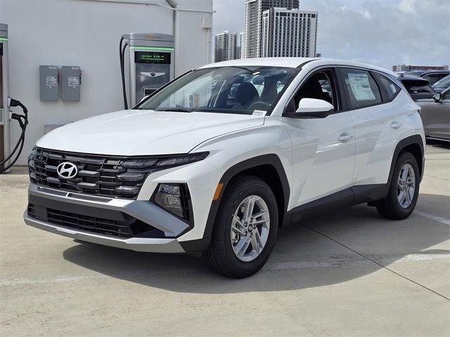 Photo of 2025 Serenity White Pearl Hyundai TUCSON