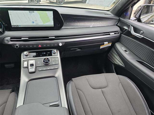 Photo of 2025 Abyss Black Pearl Hyundai PALISADE