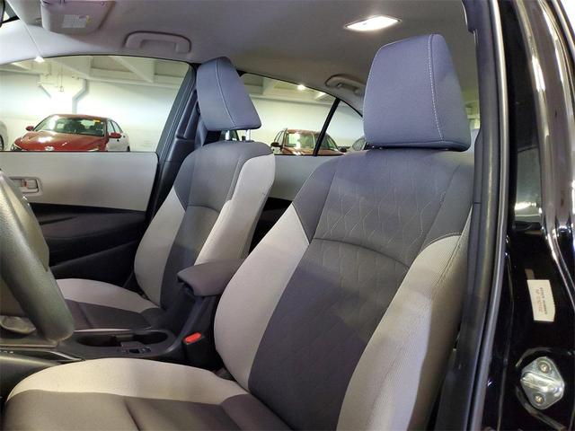 Photo of 2023 Midnight Black Metallic Toyota Corolla