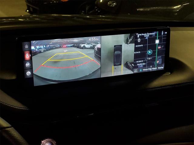 Photo of 2023 Vik Black Genesis GV70