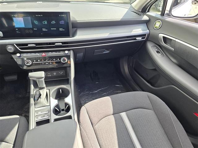 Photo of 2025 Serenity White Hyundai SONATA