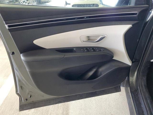 Photo of 2022 Amazon Gray Hyundai TUCSON