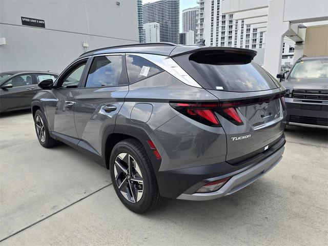 Photo of 2025 Hampton Gray Hyundai TUCSON