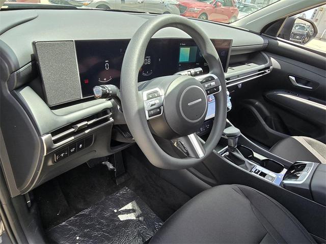 Photo of 2025 Hampton Gray Hyundai TUCSON