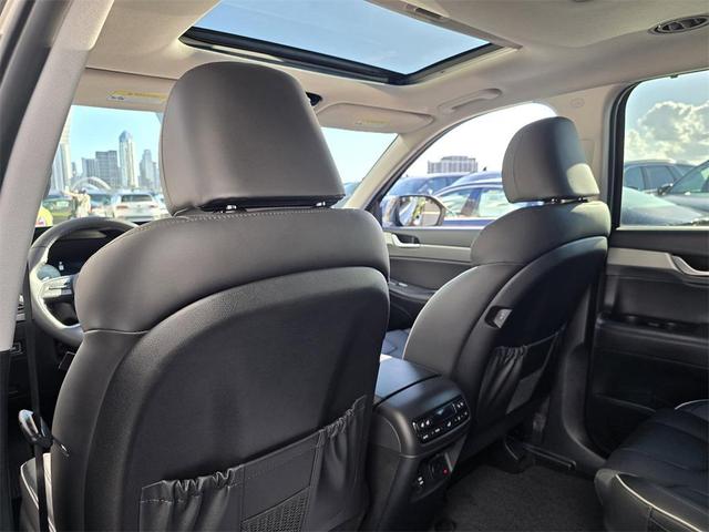 Photo of 2024 Abyss Black Pearl Hyundai PALISADE