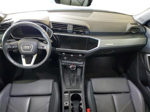Photo of 2024 Mythos Black Metallic Audi Q3