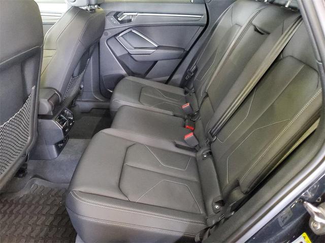 Photo of 2024 Mythos Black Metallic Audi Q3