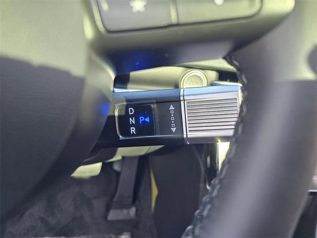 Photo of 2025 Ultimate Red Hyundai TUCSON Hybrid
