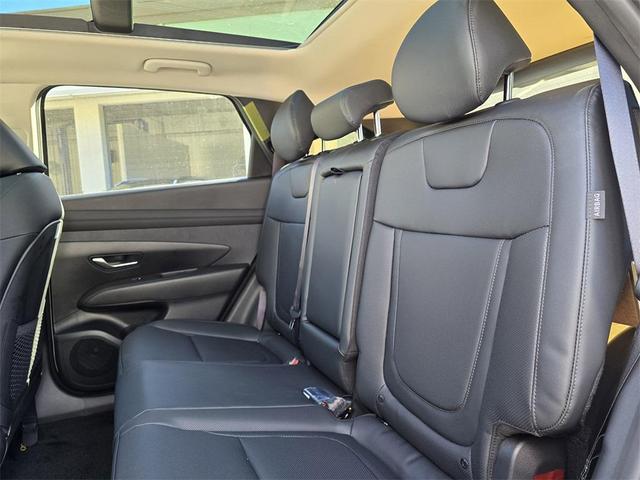 Photo of 2025 Ultimate Red Hyundai TUCSON Hybrid