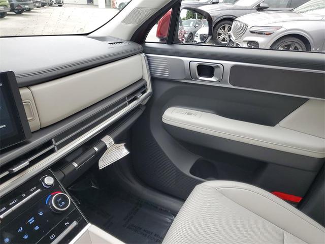 Photo of 2025 Ultimate Red Hyundai SANTA FE