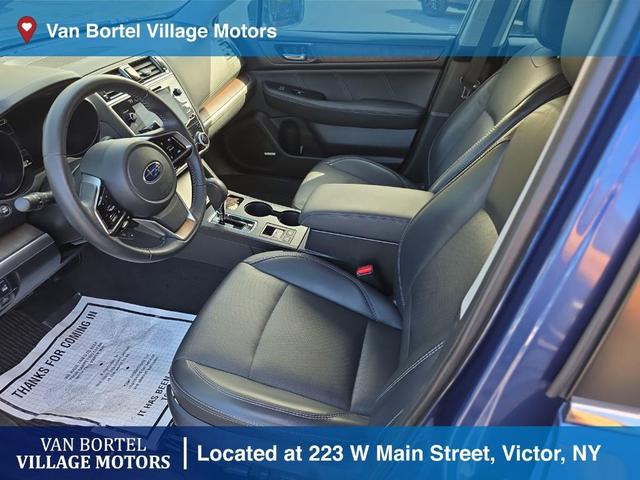 Photo of 2019 Abyss Blue Pearl Subaru Outback