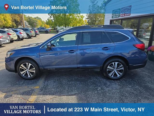 Photo of 2019 Abyss Blue Pearl Subaru Outback