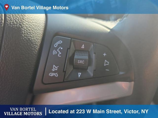 Photo of 2022 Silver Ice Metallic Chevrolet Trax