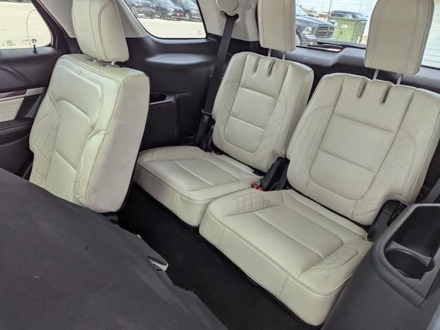 Photo of 2018 Platinum Ford Explorer