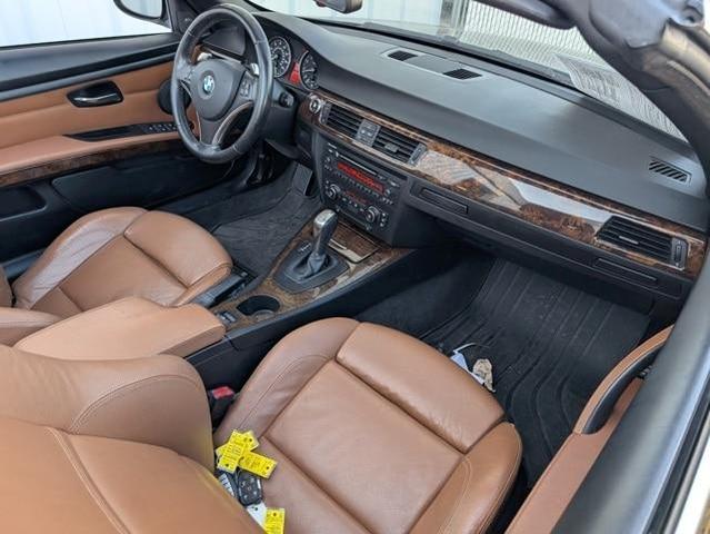 Photo of 2008 Monaco Blue Metallic BMW 335