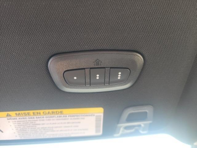 Photo of 2025 Bright White Clearcoat Jeep Grand Cherokee